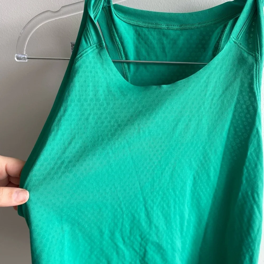 Lululemon Green Women's Tank - Picture 2 of 7